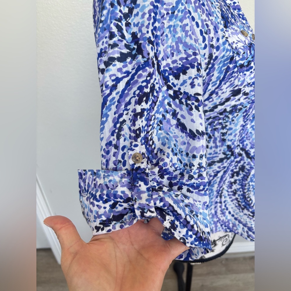 Karen Scott Blue & White Swirl Button-Front Shirt - Picture 6 of 12